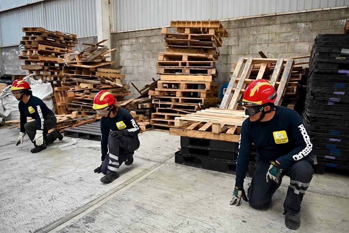 FORMACIÓN DE BRIGADAS DE EMERGENCIA